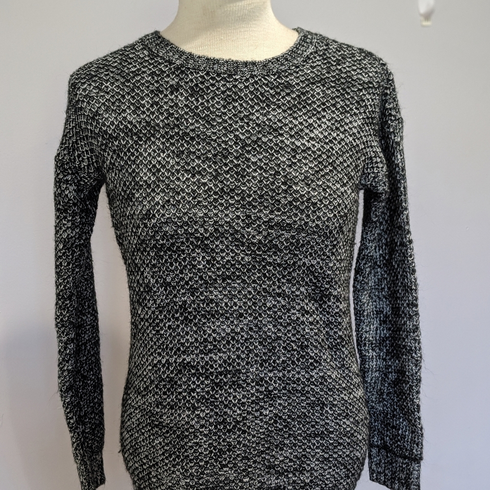SO knitted sweater size Small